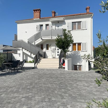 Valkane Beach Apartments Pula Zewnętrze zdjęcie