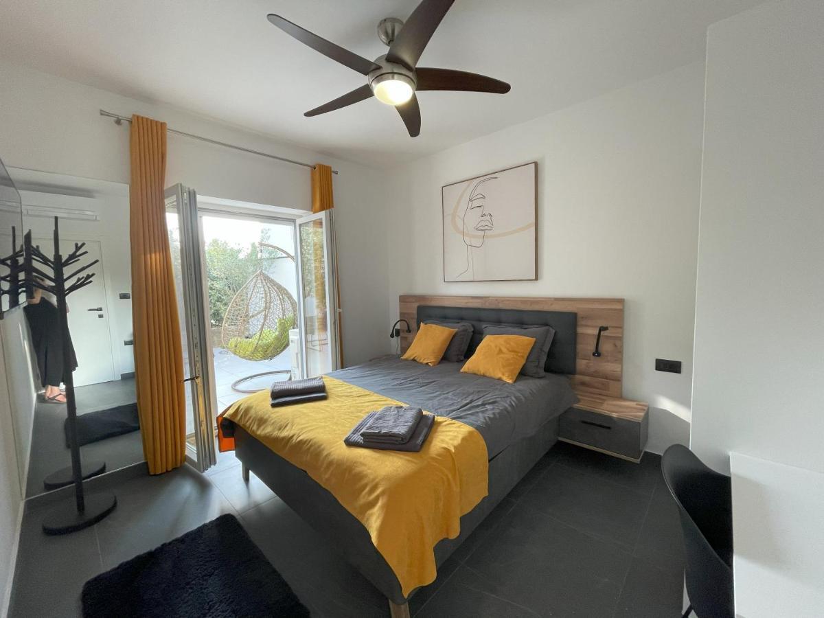 Valkane Beach Apartments Pula Zewnętrze zdjęcie