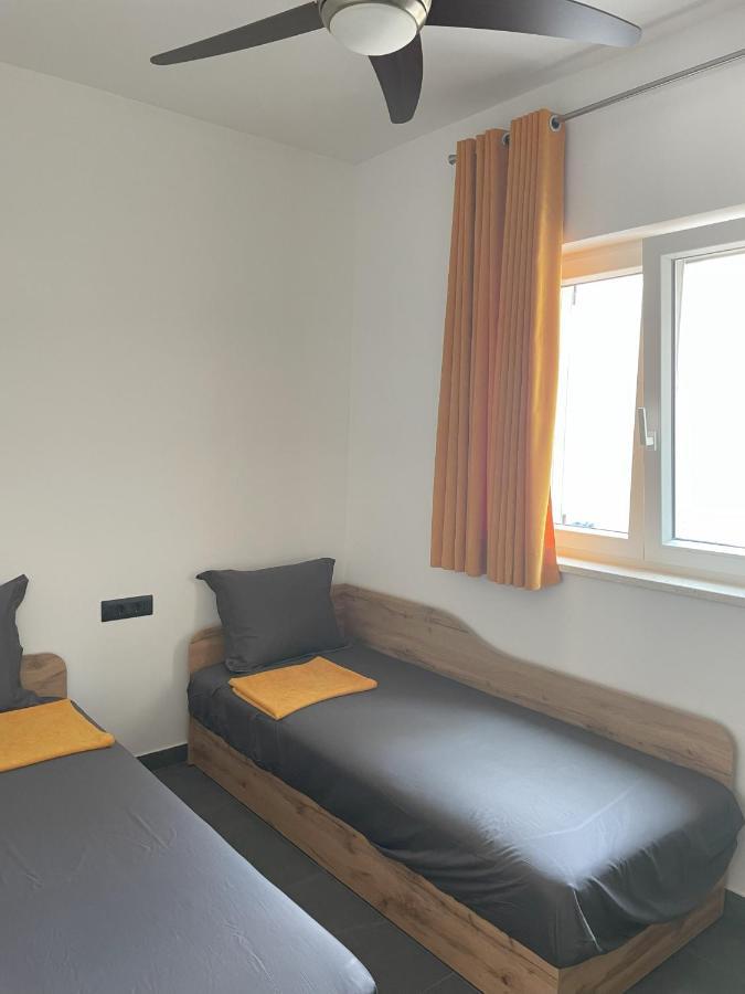 Valkane Beach Apartments Pula Zewnętrze zdjęcie