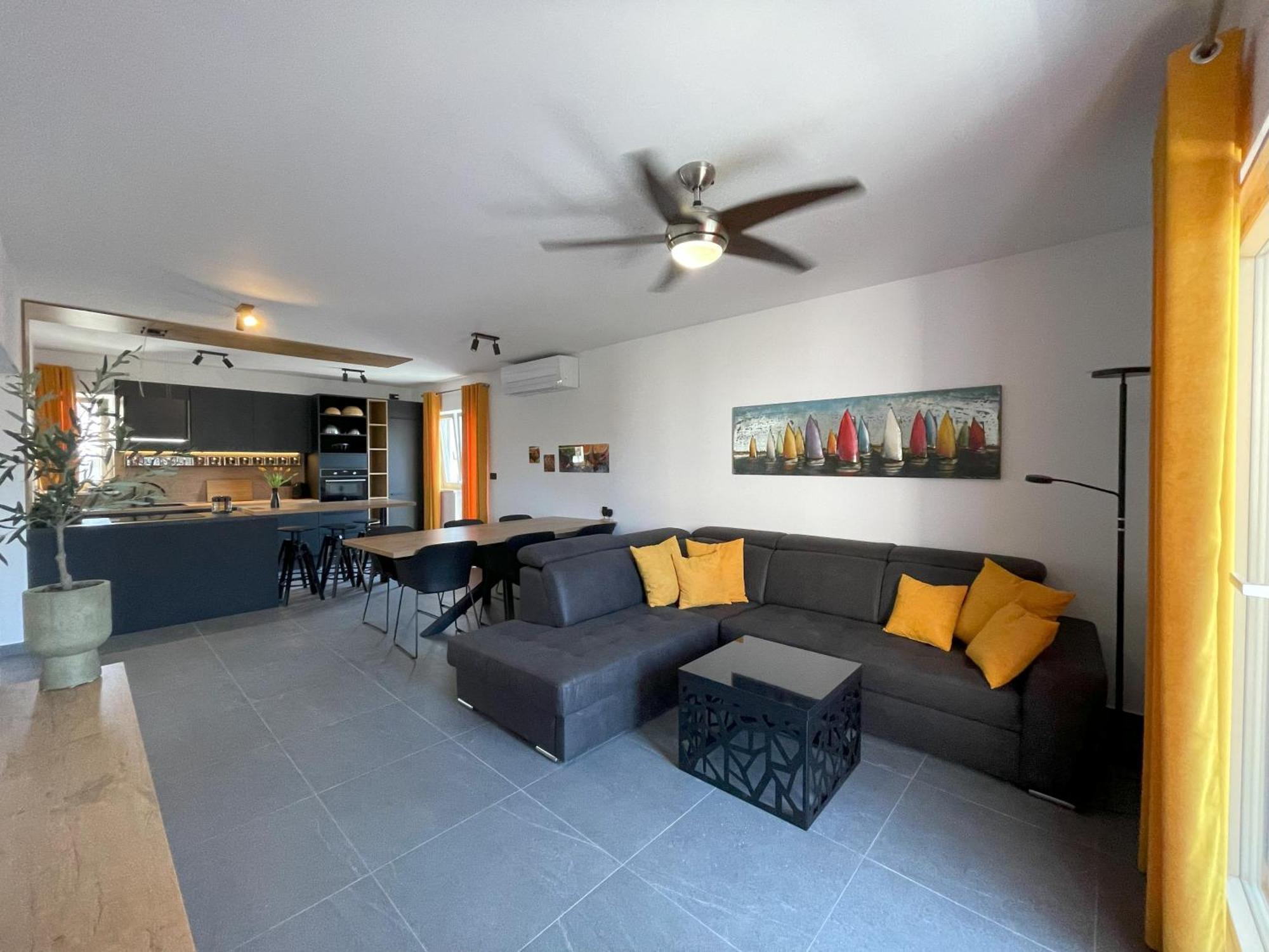 Valkane Beach Apartments Pula Zewnętrze zdjęcie